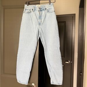 The 80S Mom High Rise Jean